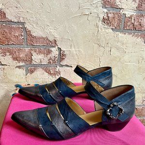 John Fluevog Allison, Navy, Size 10.5